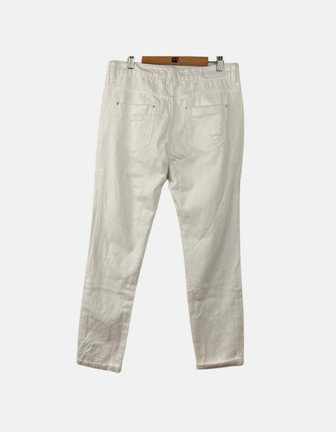 White jeans FM